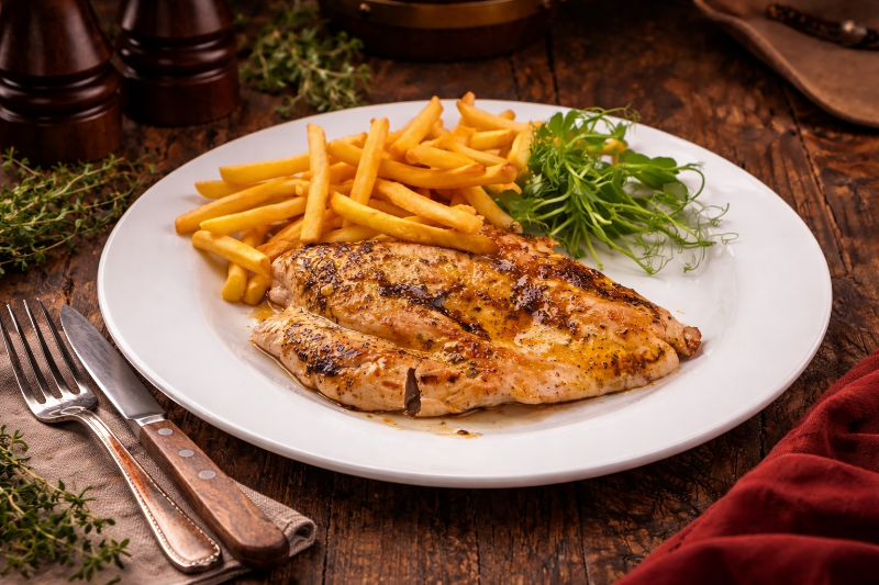 200g Kurací steak s omáčkou podľa výberu